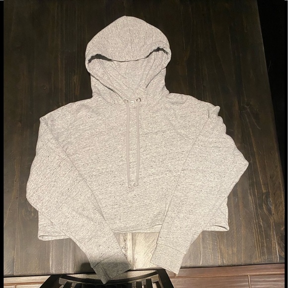 Divided Tops - Divided H&M crop hoodie